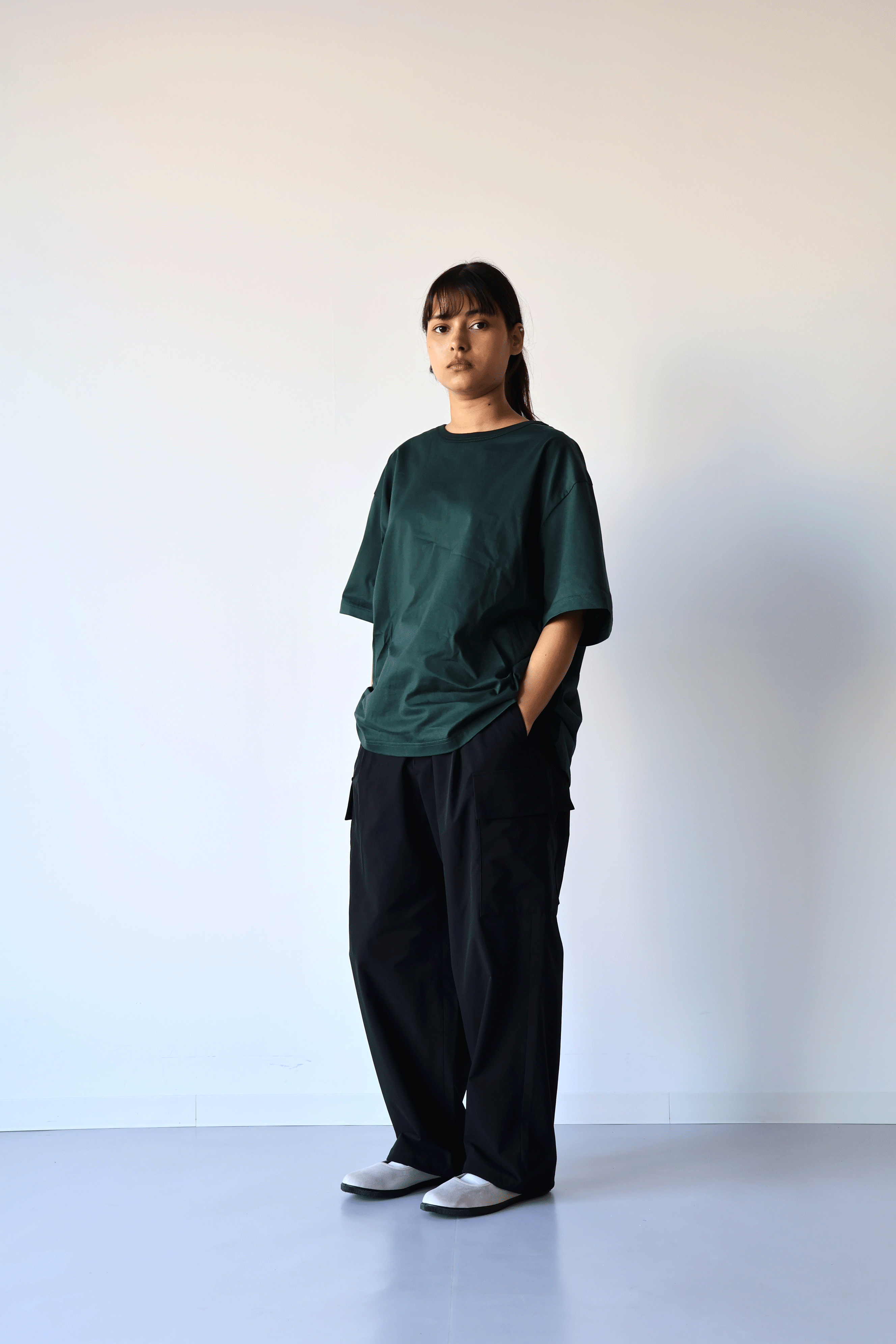 SIDE PANEL TEE S/S（SOLID）